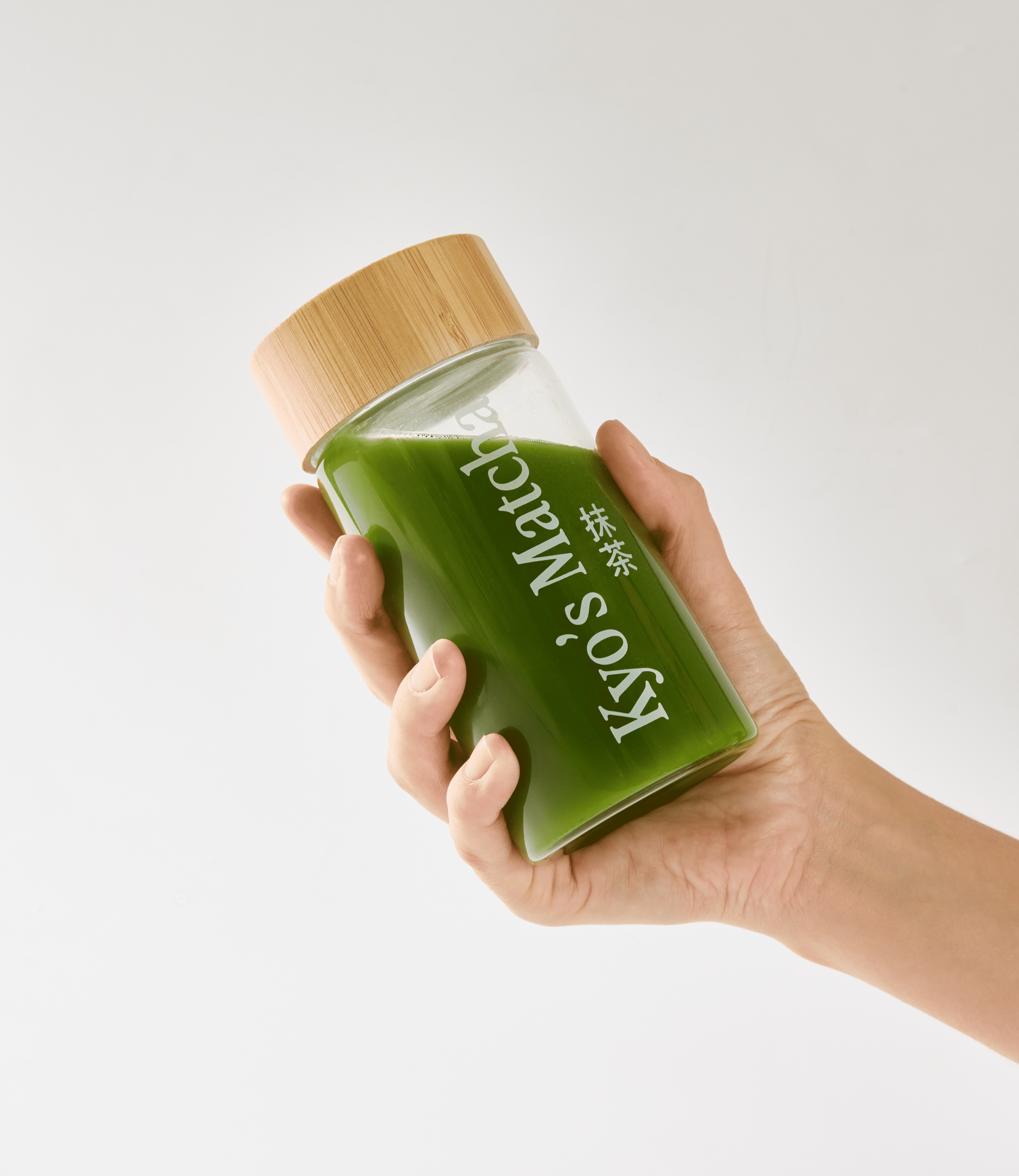 Hand_Holding_Matcha_Bottle-2.png